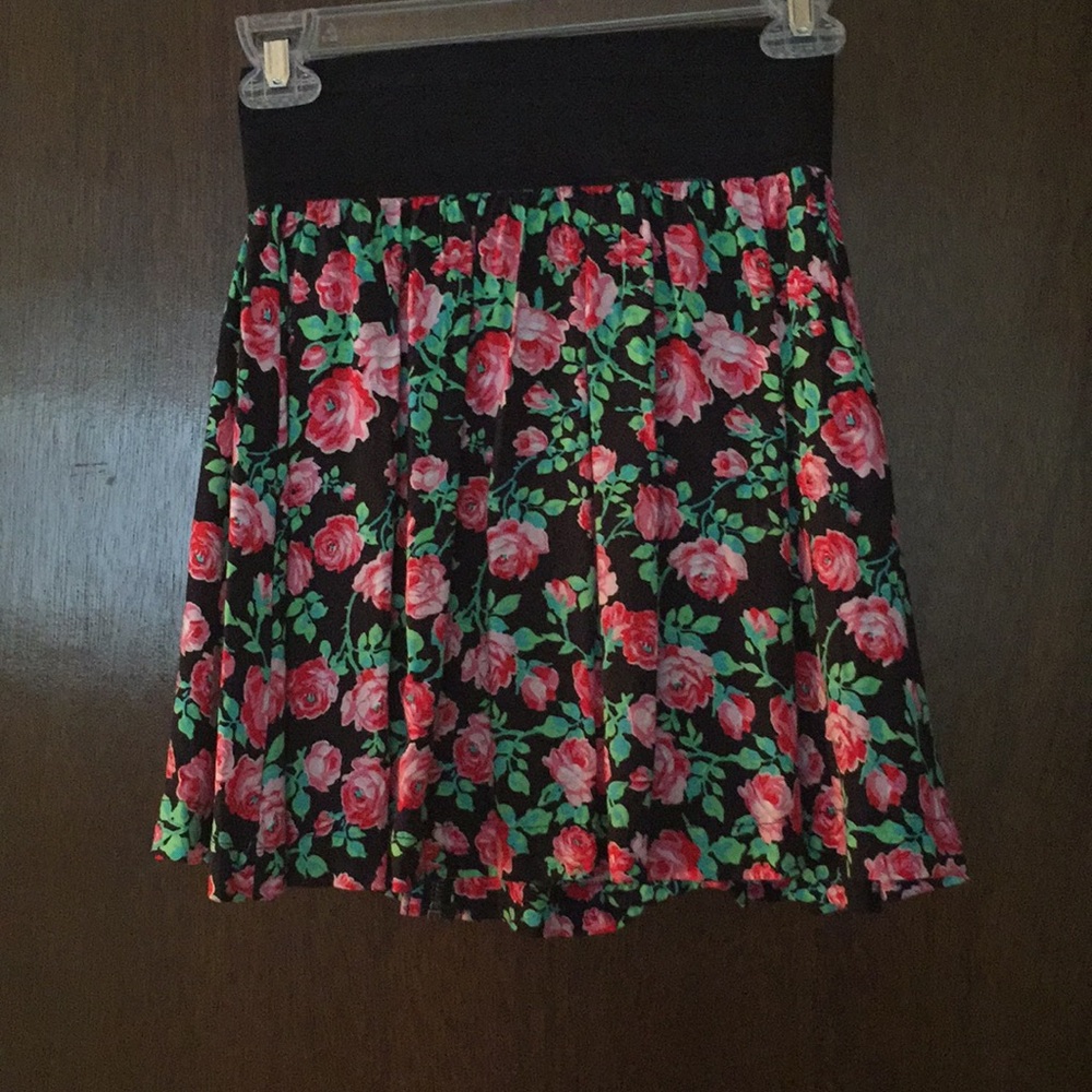 Victoria secret high wasted skirt!